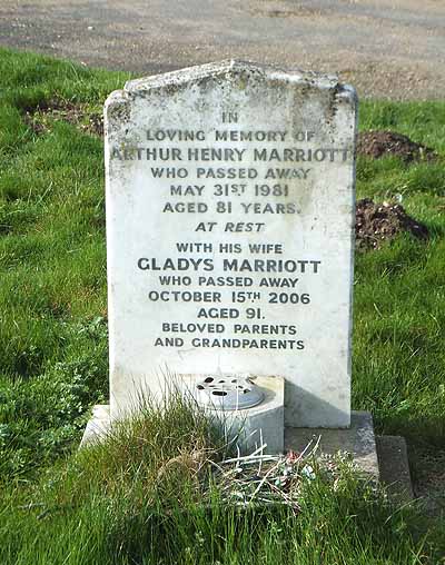 Gladys MARRIOTT