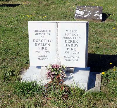 Dorothy Evelyn PIKE