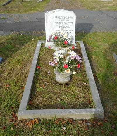Gladys SNOW