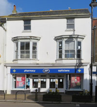 125 and 126, High Street, Newport